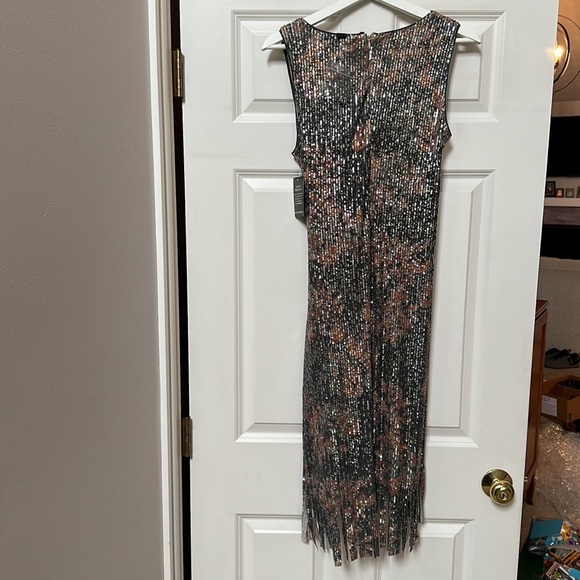 Feliz sequined plunge neck Boston Proper dress with fringe hem - Picture 3 of 6